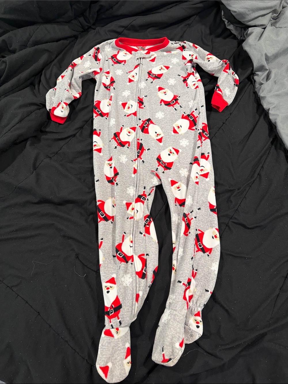 Carters Kids Holiday Santa One-Piece Pajamas - Gray & Red zip Christmas pjs 5t